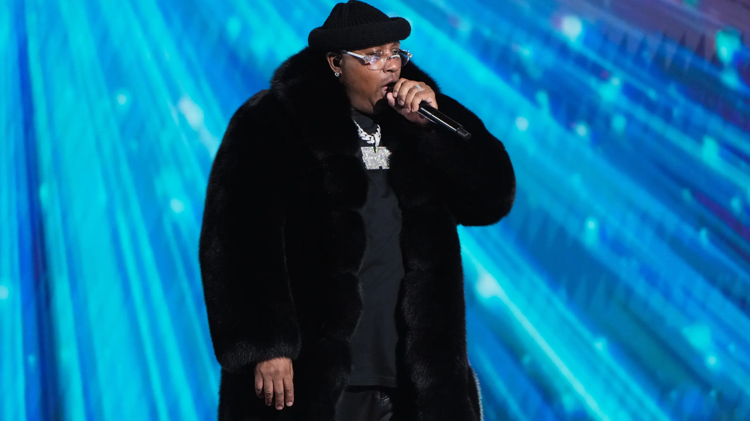 E-40